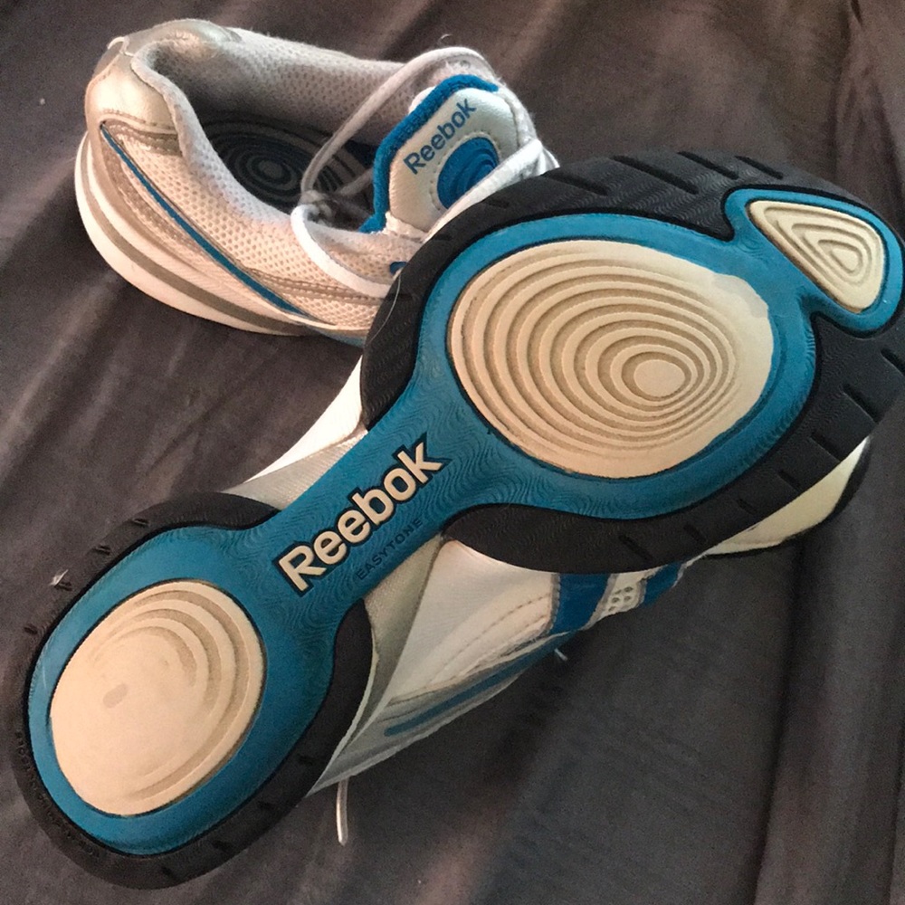 Women’s Reebok Easytone - Picture 2 of 2